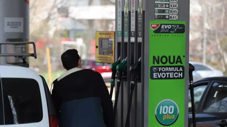 Misterul prețurilor la carburanți: de ce nu se ieftinesc benzina și motorina
