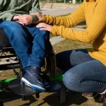 Statul acordă bani în plus pentru copiii cu dizabilități și familiile cu venituri mici