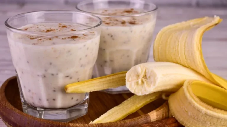 Smoothie-uri de vară pe care le poți prepara acasă. Idei răcoritoare, gustoase și pline de vitamine
