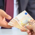 Studiu: majoritatea angajatorilor admit diferențe salariale între persoane aflate pe poziții similare. Care sunt explicațiile oferite
