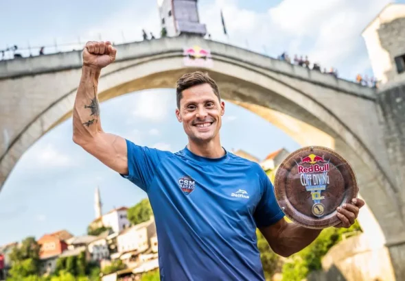 Constantin Popovici triumfă din nou la Mostar și păstrează șanse la titlul mondial